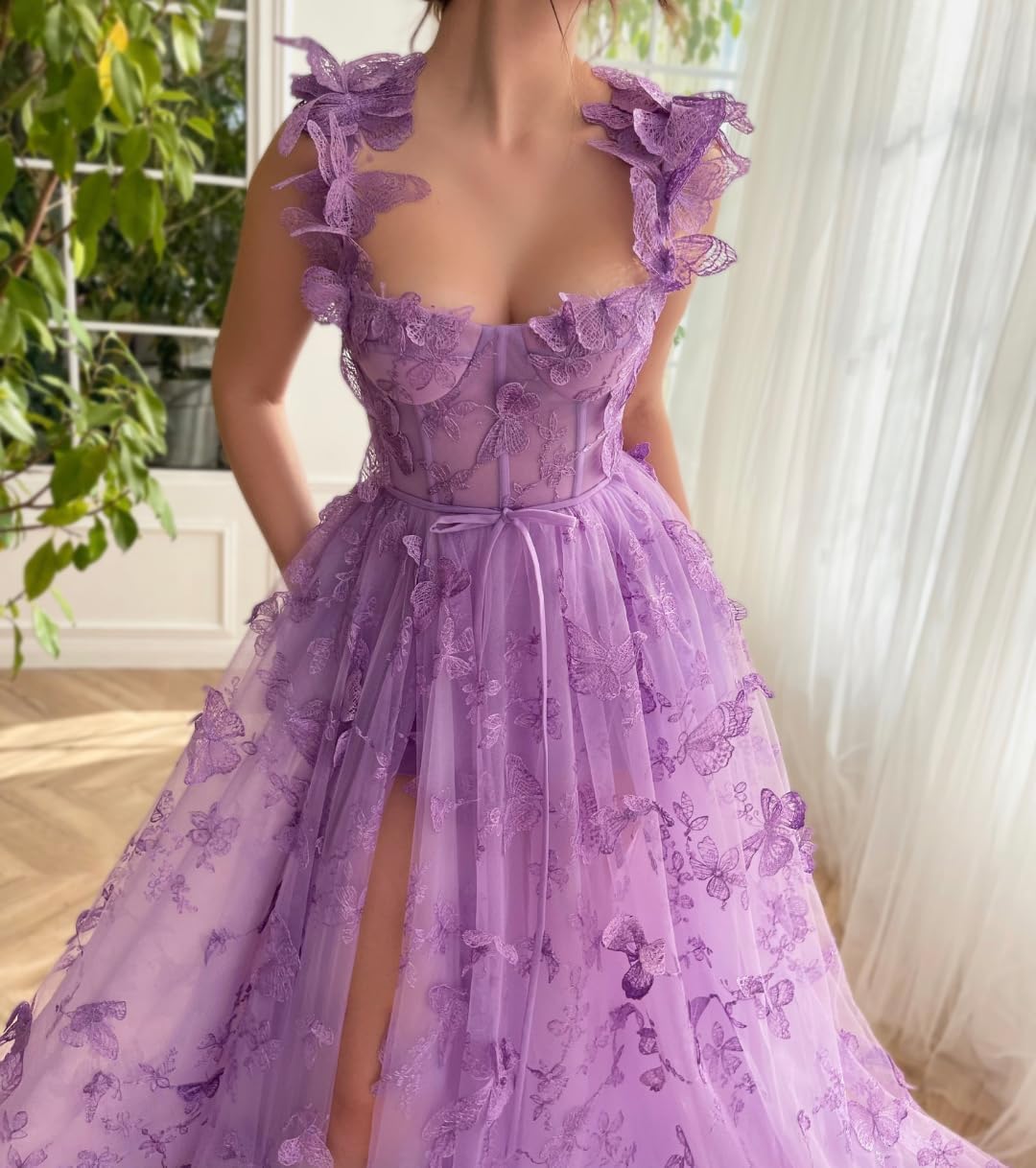 A-Line Prom Dresses Elegant Dress Formal Sweep / Brush Train Sleeveless Square Neck Tulle with Pleats Slit Appliques 3D Butterflies Dress