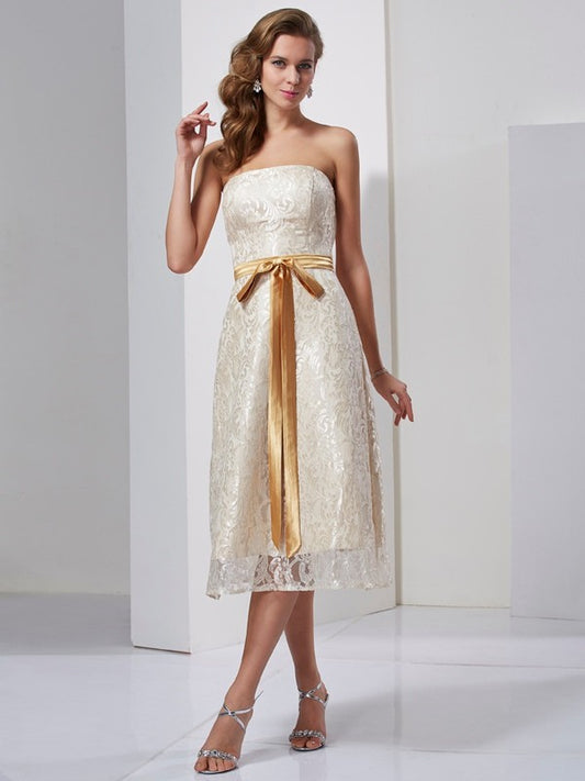 Sheath/Column Strapless Sleeveless Sash/Ribbon/Belt Short Satin Bridesmaid Dresses