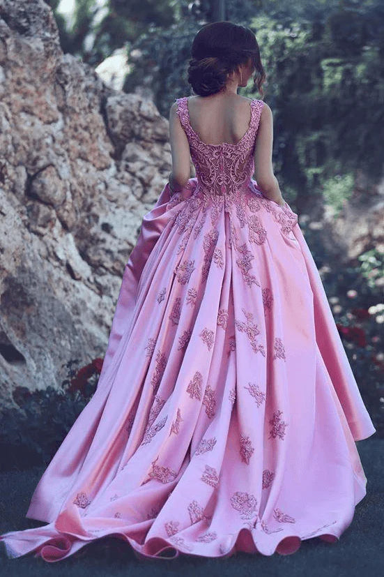 A-Line Luxury Square Appliques Beaded Satin Sweetheart Lace up Pink Quinceanera Dress