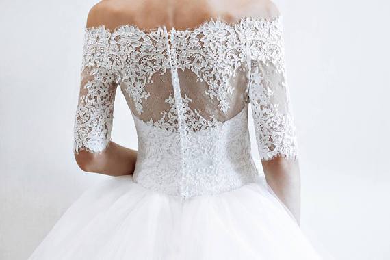 Ball Gown Boat Neck Tulle With Applique And Beads Long Sleeves Wedding Dresses