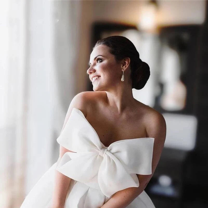 A Line Strapless Wedding Dresses With Bowknot