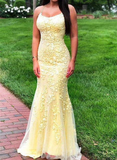 Charming Yellow Mermaid Lace Square Spaghetti Straps Long Open Back Prom Dresses