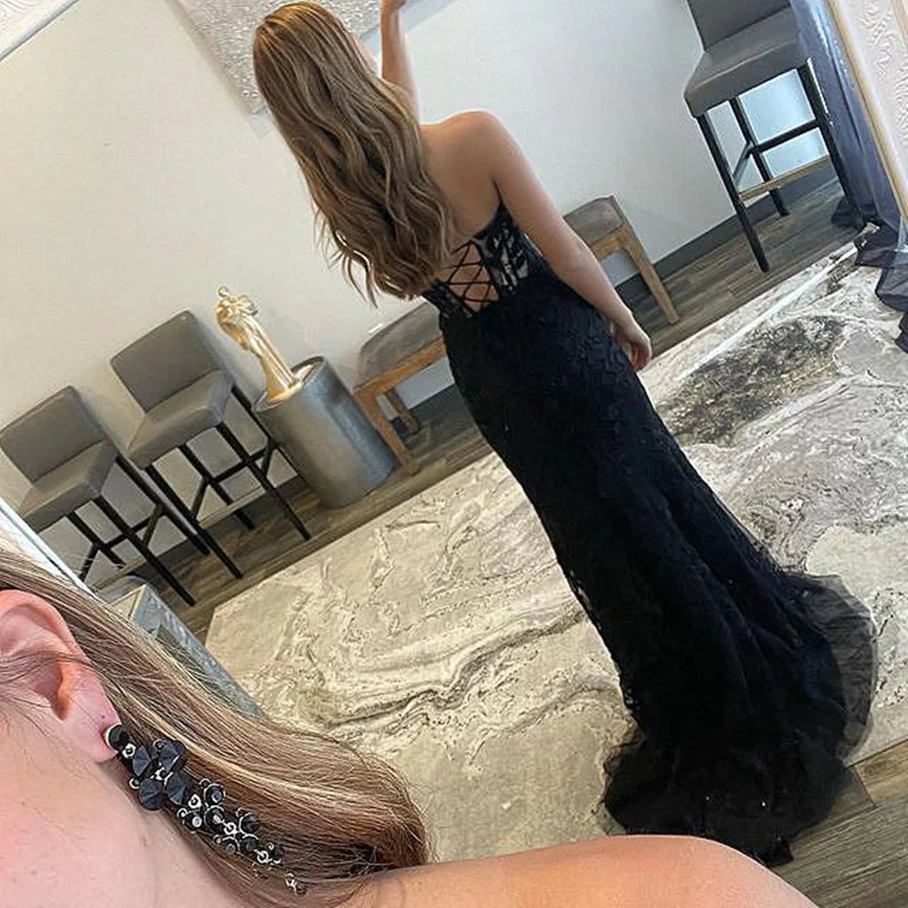 Gorgeous Black Lace Long Sweetheart Sleeveless Mermaid Appliques Prom Dresses