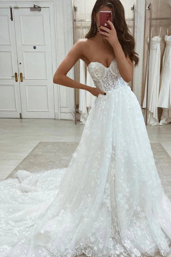 A Line Lace Appliques Wedding Dresses Sweetheart Wedding