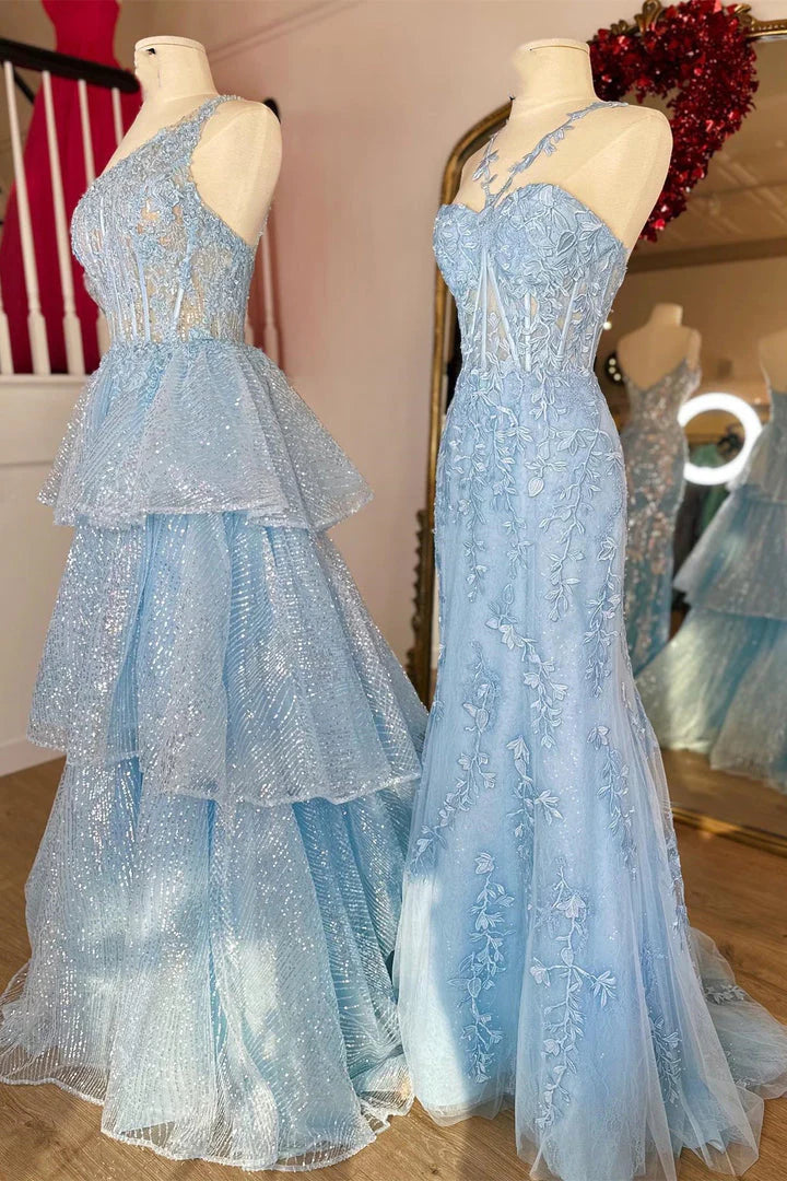 Hot Mermaid Halter Lace Prom Dresses With Appliques