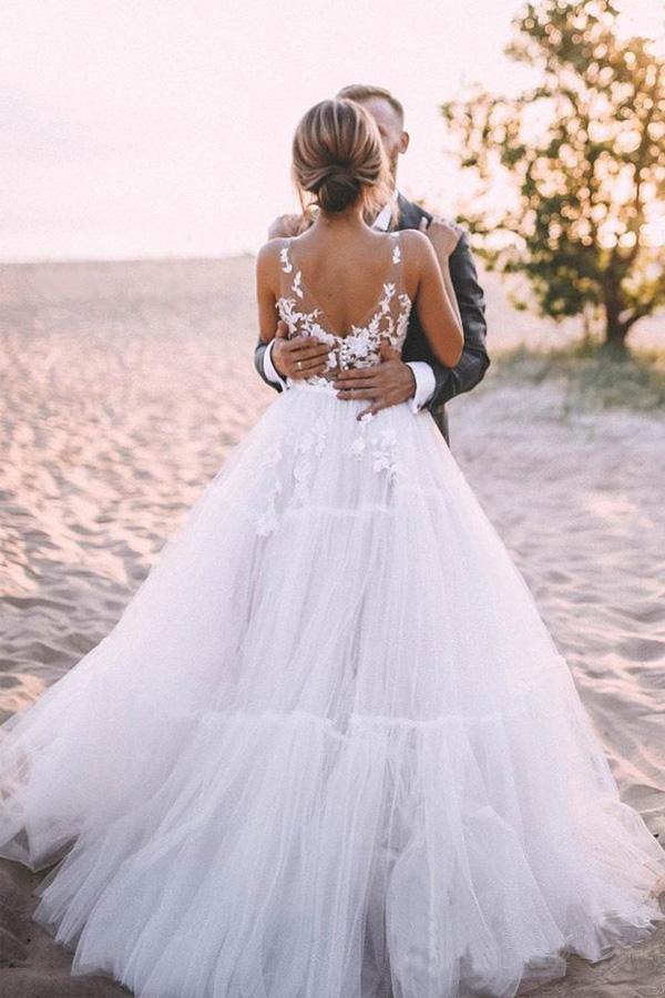 Layered Tulle Skirt Unlined Wedding Ball Gown With Deep V Neck Wedding Dresses