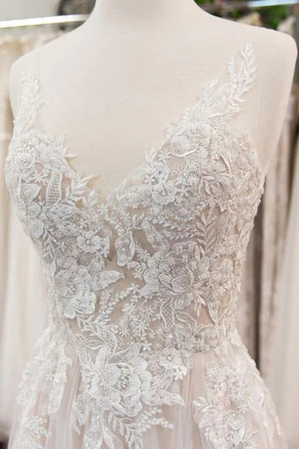 Lovely Lace Appliques Sleeveless Long Chiffon Beach Wedding Dresses