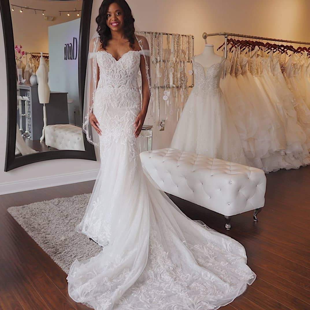 Off The Shoulder Long Elegant Lace Sheath Wedding Dresses