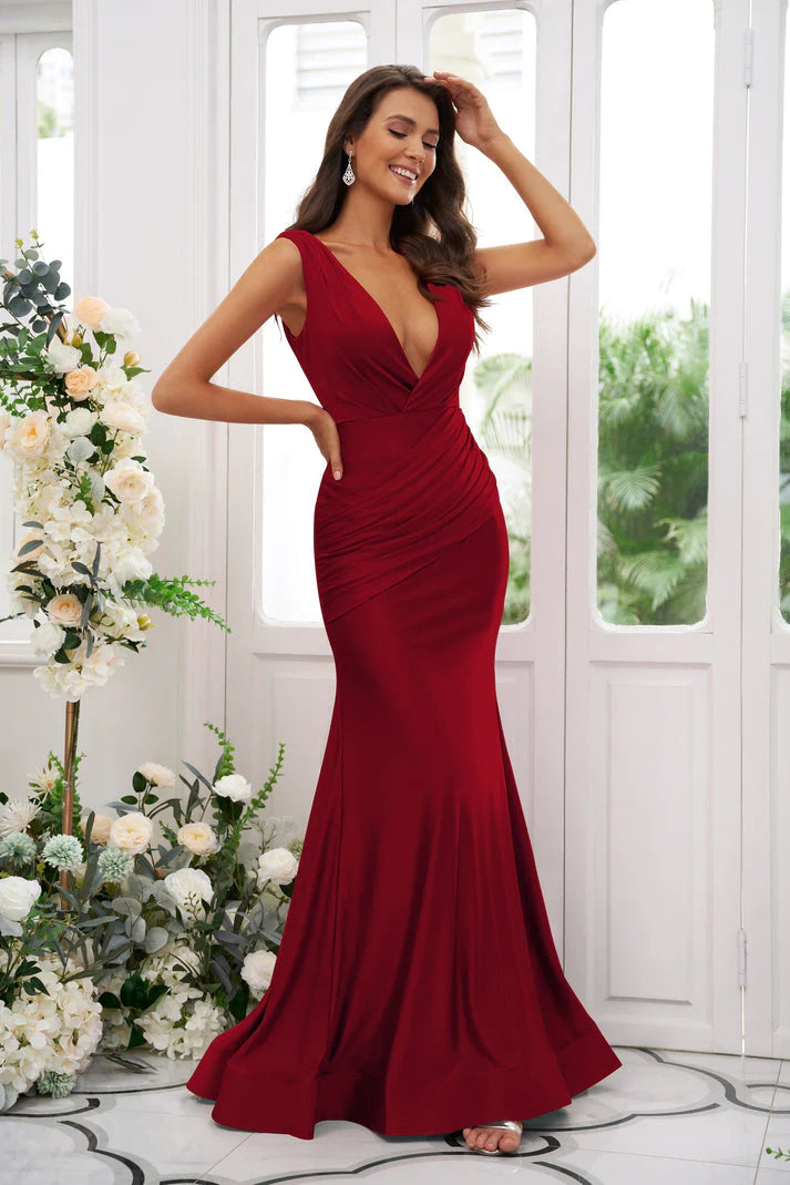 Sexy Mermaid V Neck Backless Ruched Bridesmaid Dresses