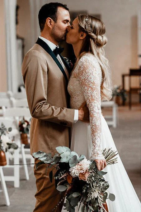 Simple Long Sleeve V Neck Chiffon Wedding Dresses