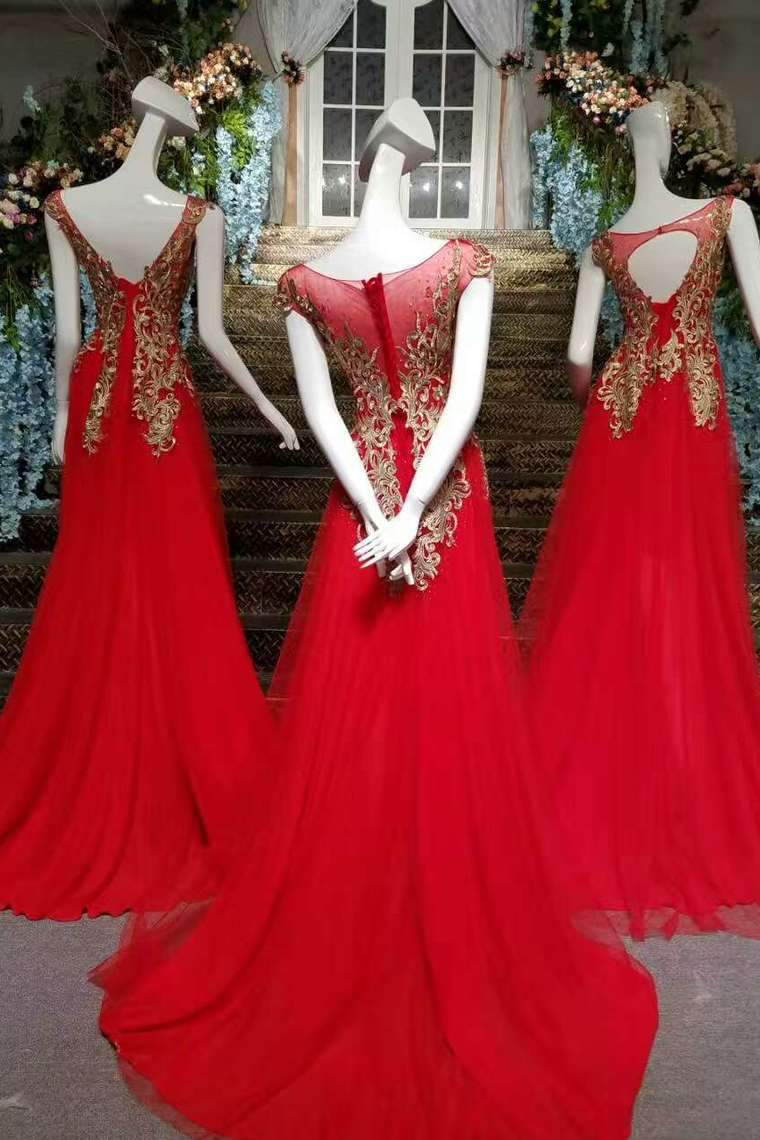 Sister Red Princess Dresses A-Line Lace Up Scoop Neck Gold Appliques