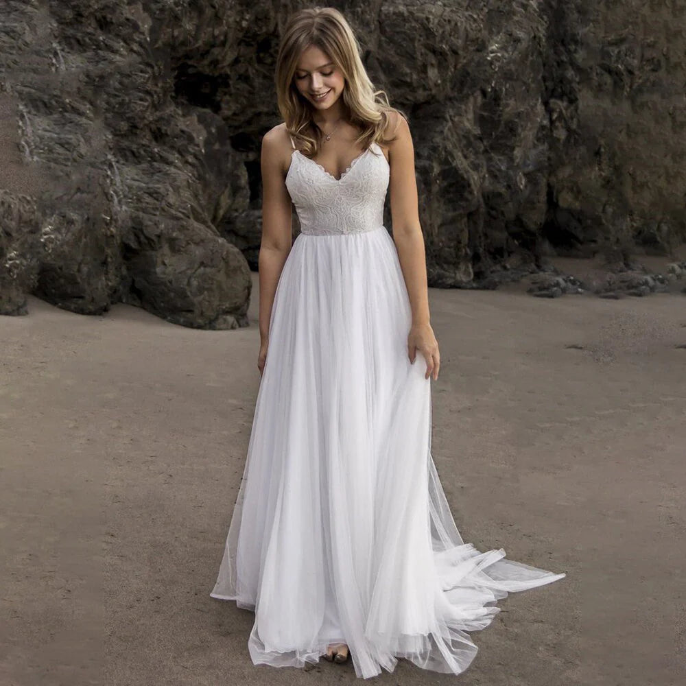 Smiple Tulle Spaghetti Straps Sweetheart Wedding Dresses With Lace Appliques Beach Bride Gown