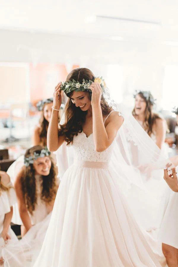 Spaghetti Straps Wedding Dresses A Line Tulle With Applique Court Train