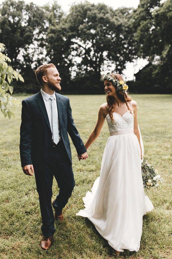 Spaghetti Straps Wedding Dresses A Line Tulle With Applique Court Train