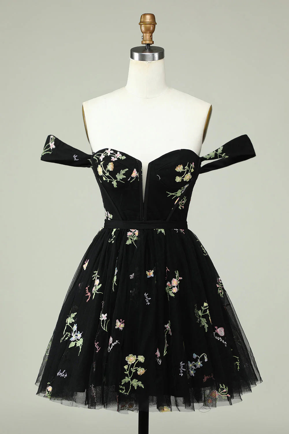 Amzcw Cute A Line Sweetheart Black Short Homecoming Dress with Embroidery
