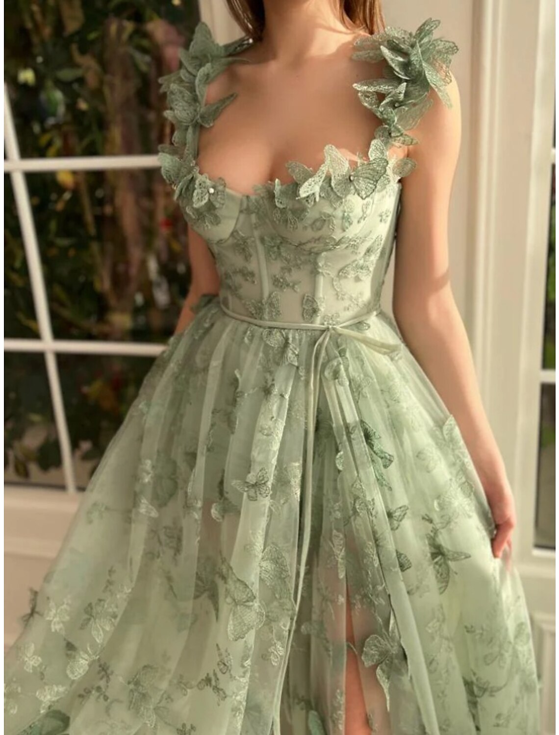 A-Line Prom Dresses Elegant Dress Formal Sweep / Brush Train Sleeveless Square Neck Tulle with Pleats Slit Appliques 3D Butterflies Dress