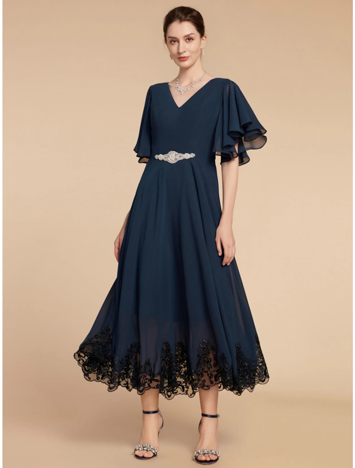 A-Line Mother of the Bride Dress Wedding Guest Elegant Vintage V Neck Ankle Length Chiffon Lace Short Sleeve with Crystal Brooch Ruching Solid Color