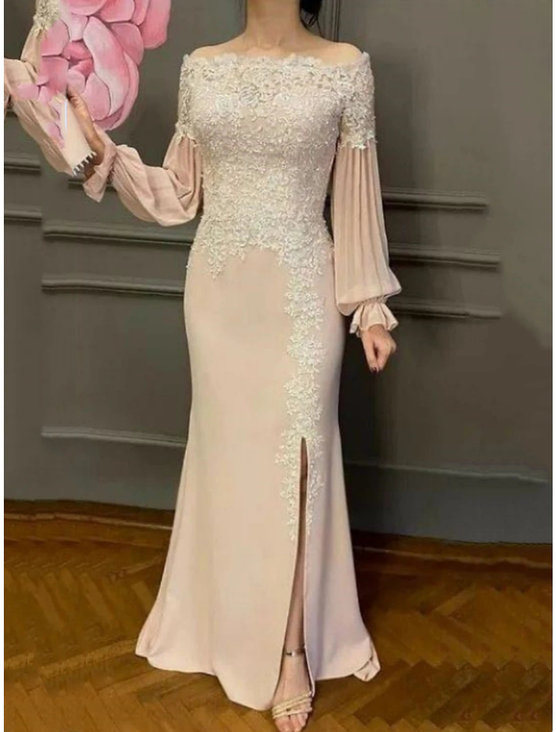 Sheath / Column Mother of the Bride Dress Wedding Guest Elegant Party Off Shoulder Floor Length Chiffon Lace Long Sleeve with Split Front