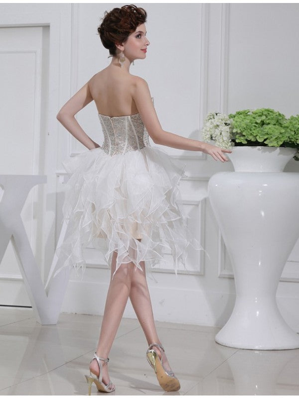 A-Line/Princess Beading Sweetheart Sleeveless Short Organza Cocktail Dresses