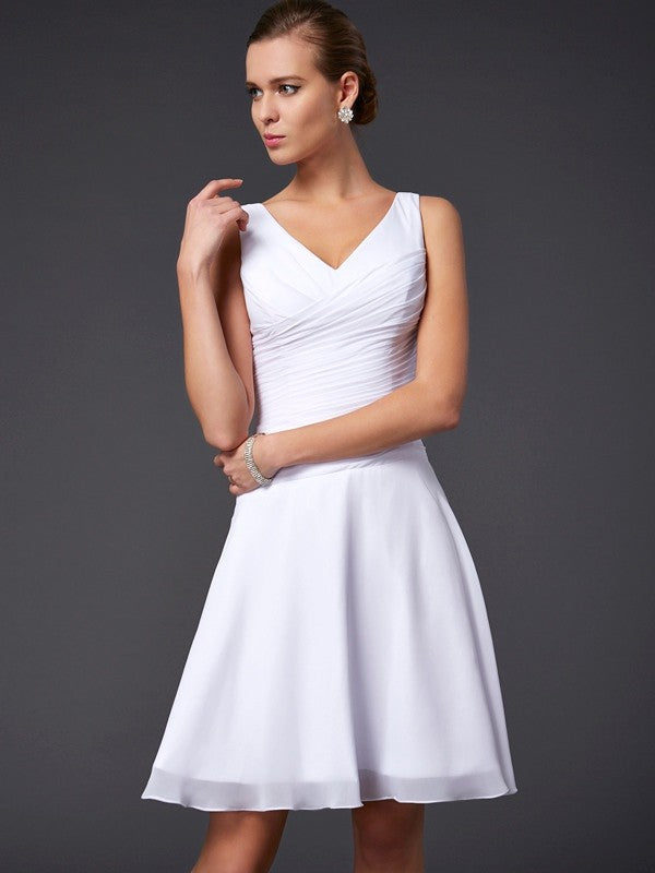 A-Line/Princess V-neck Sleeveless Pleats Short Chiffon Bridesmaid Dresses