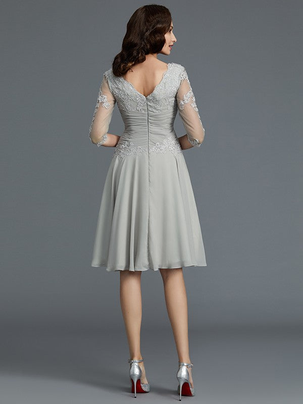 A-Line/Princess 1/2 Sleeves Scoop Knee-Length Applique Chiffon Mother of the Bride Dresses
