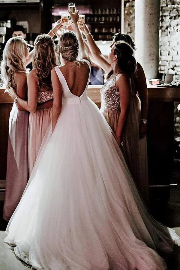 A Line Long Sleeveless Round Neck Tulle Wedding Dresses