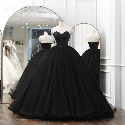 Black Sweetheart Ball Gown Beaded Princess Cheap Strapless Prom Quinceanera Dresses