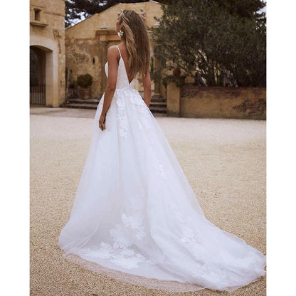 Wedding Dresses Beach With Lace Appliques Spaghetti Strap Wedding Gowns