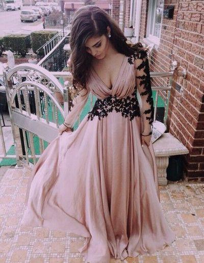 V neck Prom Dress Fashion Long Sleeves Appliques Black And Pink Chiffon Prom Dress