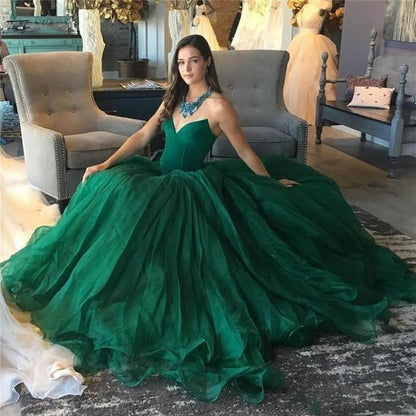 Elegant Green Ball Gown Sweetheart Strapless Sleeveless Quinceanera Prom Dresses