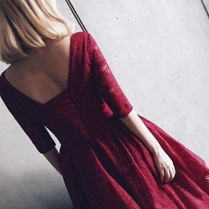 Half Sleeves Burgundy Homecoming Dress With Lace V-Neck Short Cocktail Dress