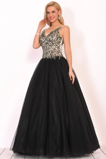 New Arrival Quinceanera Dresses V Neck Tulle With Beading&Appliques