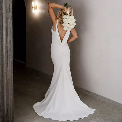 Plus Size Detachable Drape Back V-neck Trumpet Satin Wedding Dresses