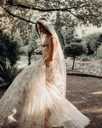 A Line Strapless Tulle Sleeveless Wedding Dress With Appliques