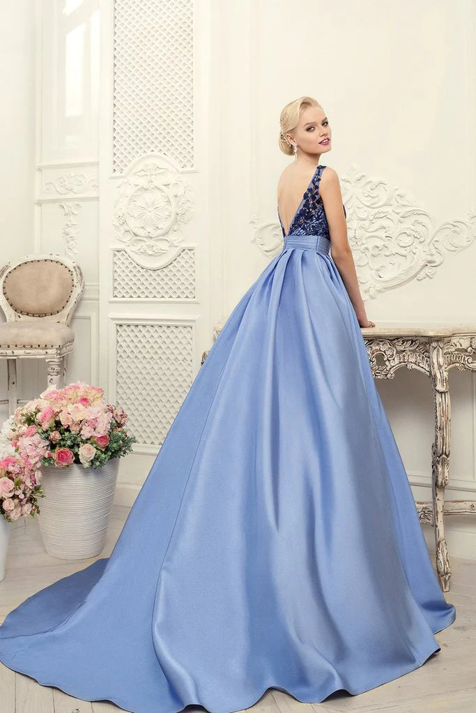 Scoop Blue A-Line Appliques Satin Backless Sleeveless Quinceanera Dress Prom Dresses