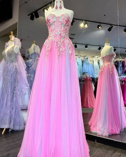 A Line Strapless Tulle With Applique Floor Length Prom Dresses