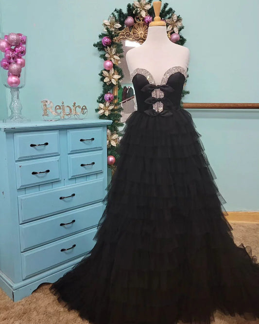 Long Black Sexy Tulle Strapless Lace up Sweetheart A-Line Beads Prom Dresses