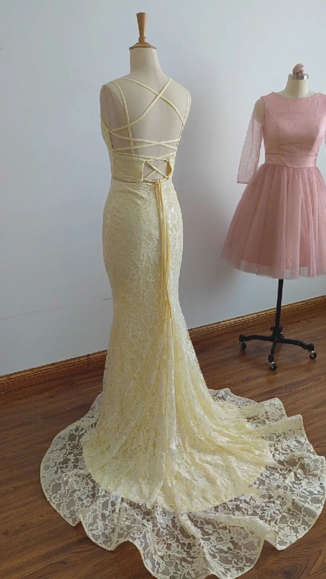 Two Piece Lace Mermaid Light Yellow Peach Long Sexy Sleeveless Prom Dresses