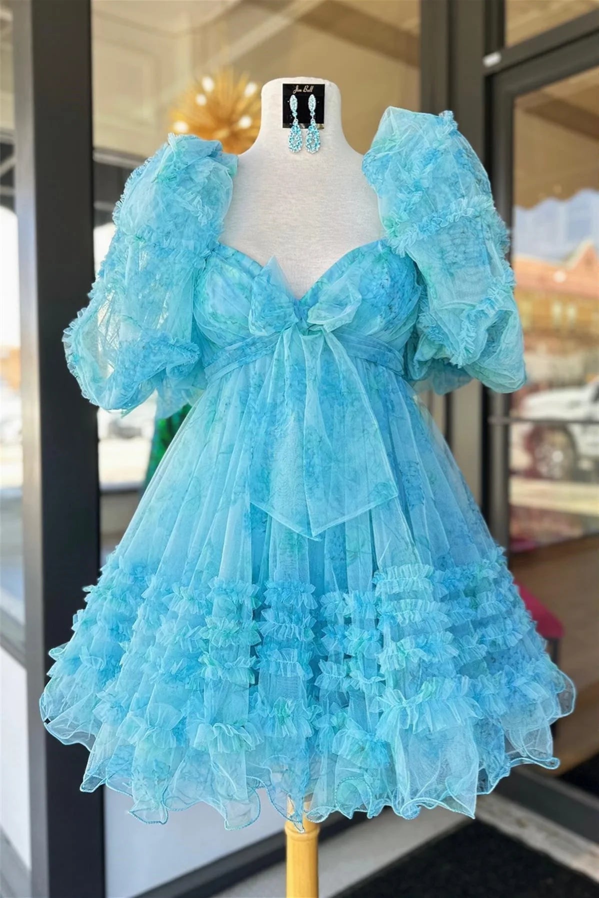 Unique Short Layered Tulle Sweetheart Neck Short Cocktail Dress Homecoming Dresses