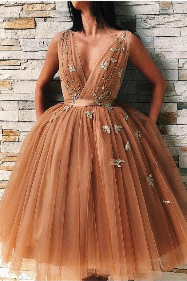 V Neck Backless Floral Prom Gown Homecoming Dresses