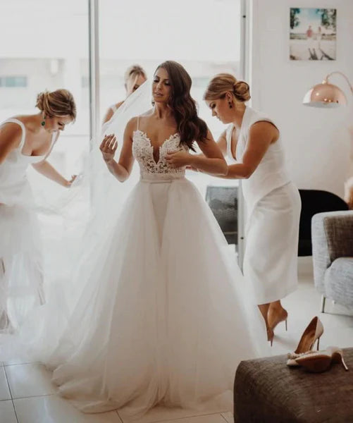 White Mermaid Tulle Spaghetti Straps Sweep Train Wedding Dresses With Appliques