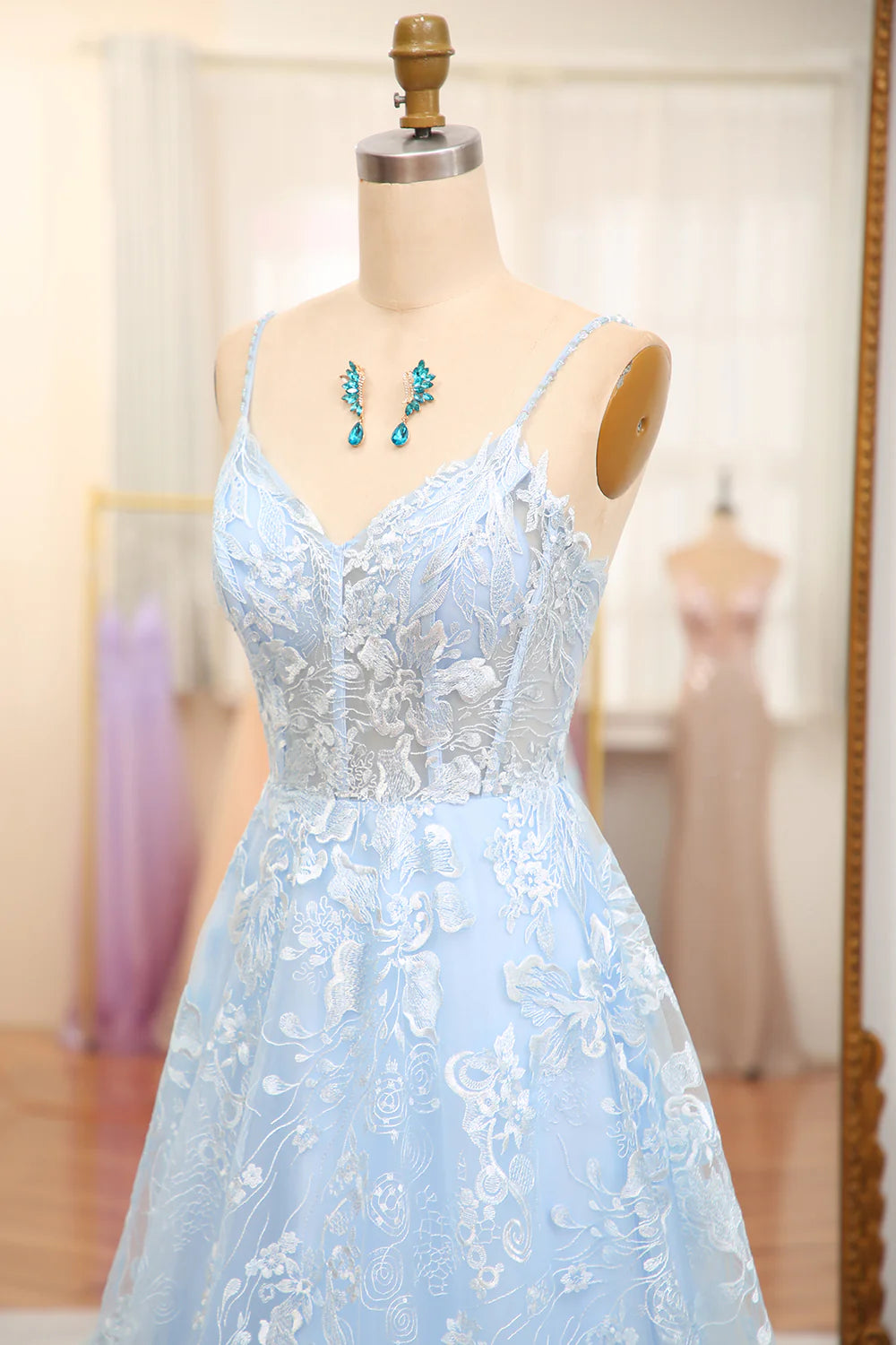 Amzcw Sky Blue A Line Spaghetti Straps V Neck Tulle Long Corset Prom Dress With Appliques prom clothing