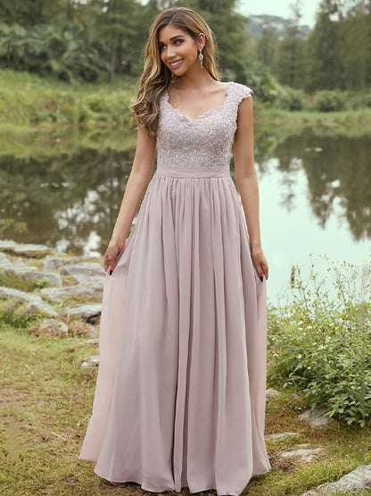 A-Line/Princess Chiffon Applique Sweetheart Sleeveless Floor-Length Bridesmaid Dresses