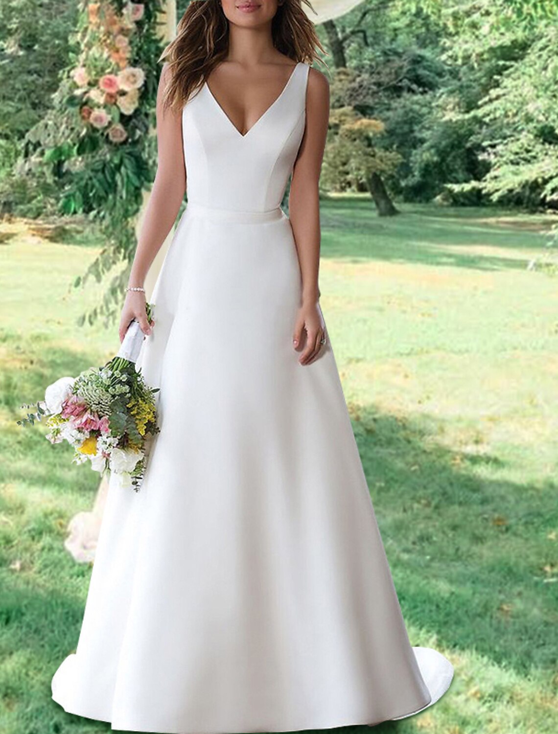 Hall Open Back Casual Wedding Dresses A-Line V Neck Sleeveless Sweep / Brush Train Satin Bridal Gowns With Appliques