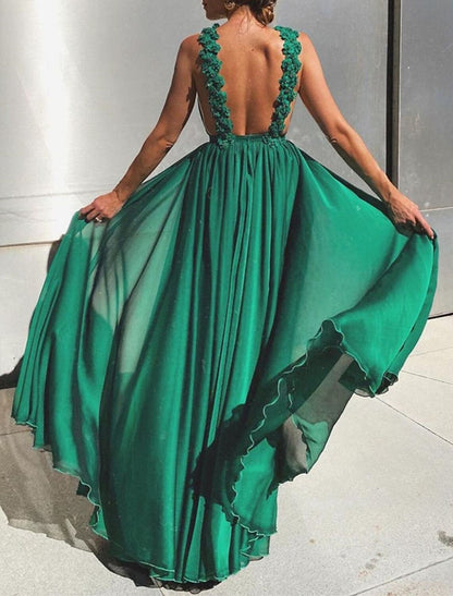 Ball Gown Wedding Guest Dresses Open Back Dress Wedding Guest Prom Sweep / Brush Train Sleeveless Halter Neck Polyester with Pleats