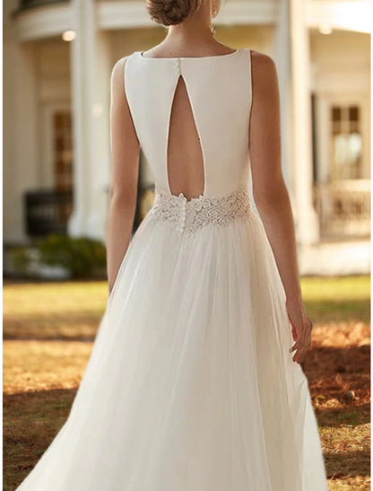 Hall Formal Wedding Dresses Sheath / Column Scoop Neck Sleeveless Court Train Lace Bridal Gowns With Pleats