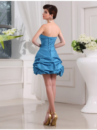A-Line/Princess Beading Sleeveless Strapless Short Taffeta Cocktail Dresses