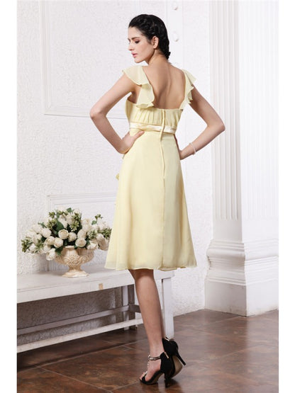 A-Line/Princess Straps Sleeveless Ruffles Ruched Short Chiffon Bridesmaid Dresses