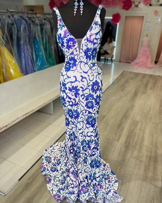 Mermaid V Neck Sequins Long Prom Dress