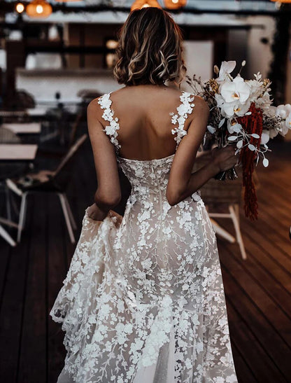 Beach Boho Wedding Dresses A-Line Sweetheart Regular Straps Court Train Lace Bridal Gowns With Appliques Split Front